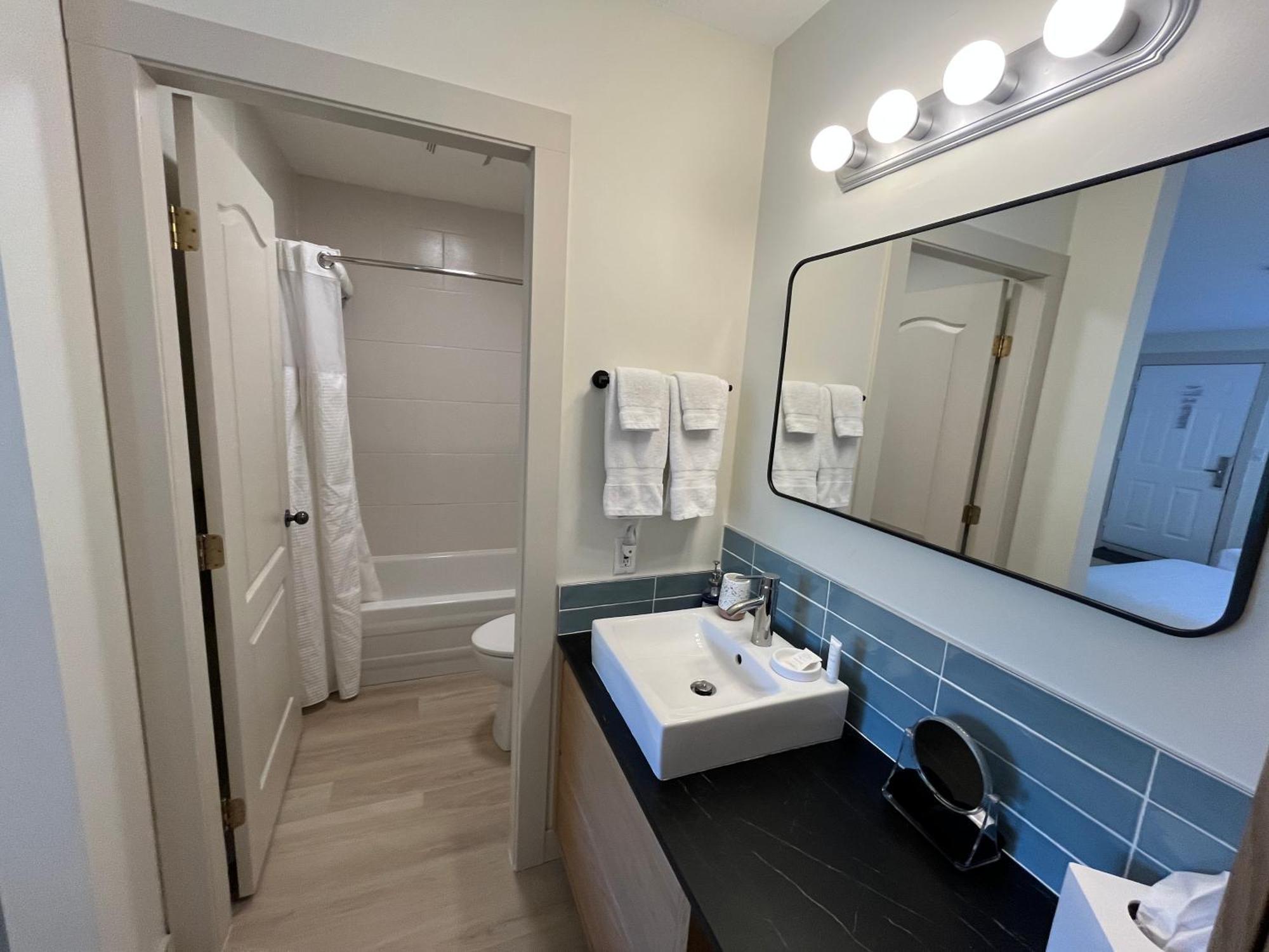 Lakeside Villa & Nordic Spa Penticton Eksteriør billede